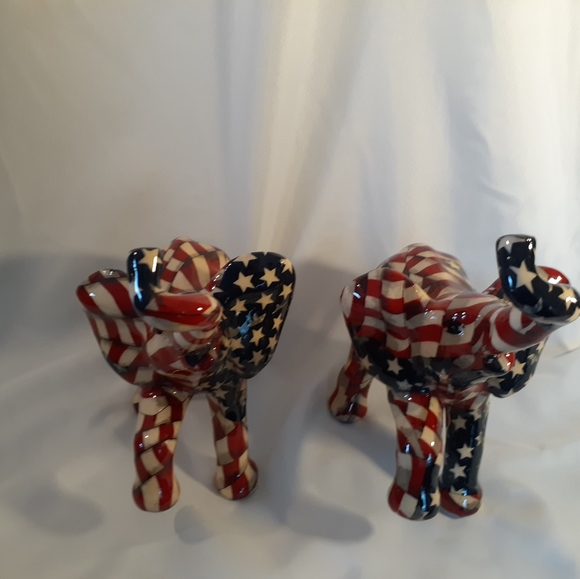 Vintage 2 piece set ceramic elephants - Picture 3 of 6